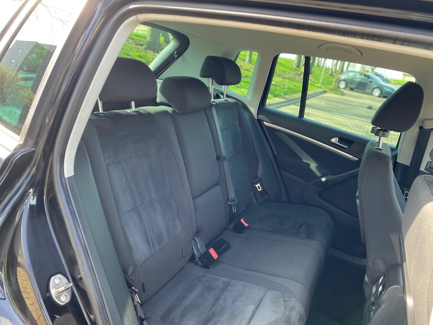 Used Volkswagen Tiguan 2015 for sale - 78202531: Photo 11