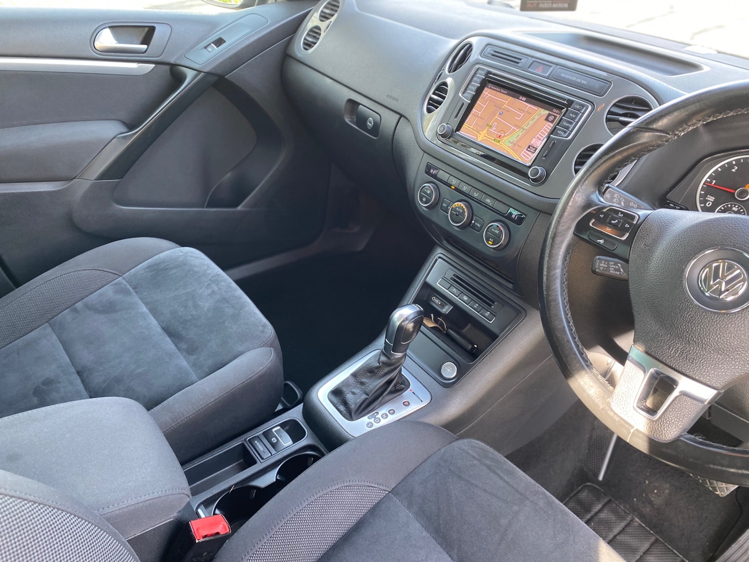 Used Volkswagen Tiguan 2015 for sale - 78202531: Photo 12