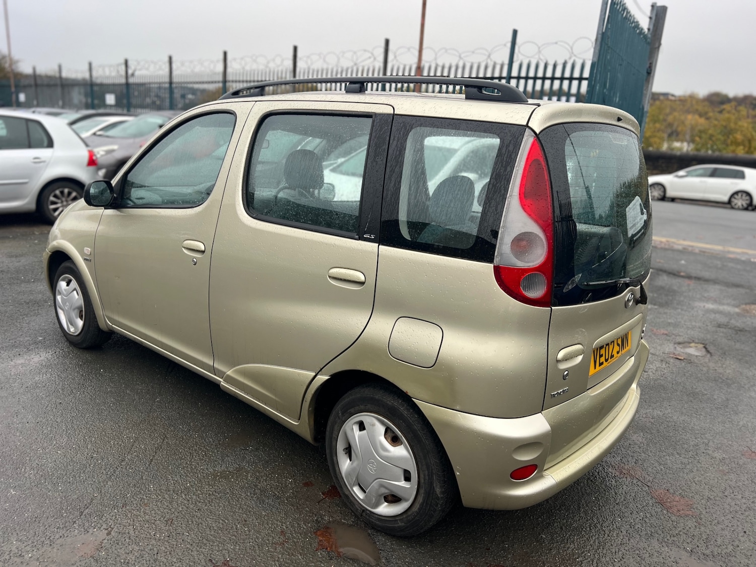 Used Toyota Yaris Verso 2002 for sale - 76537588: Photo 4