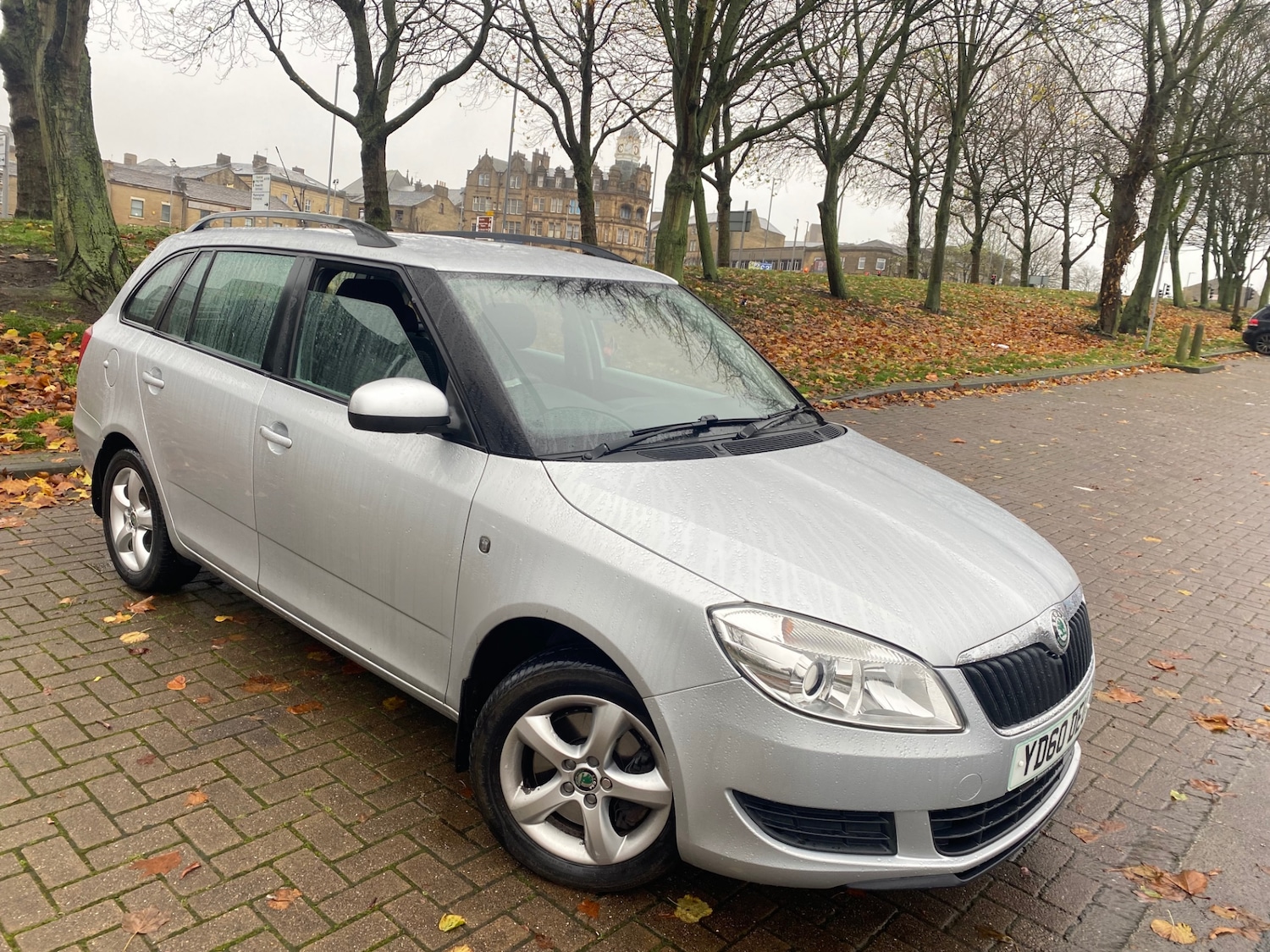 Used Skoda Fabia 2010 for sale - 76618924: Photo 1