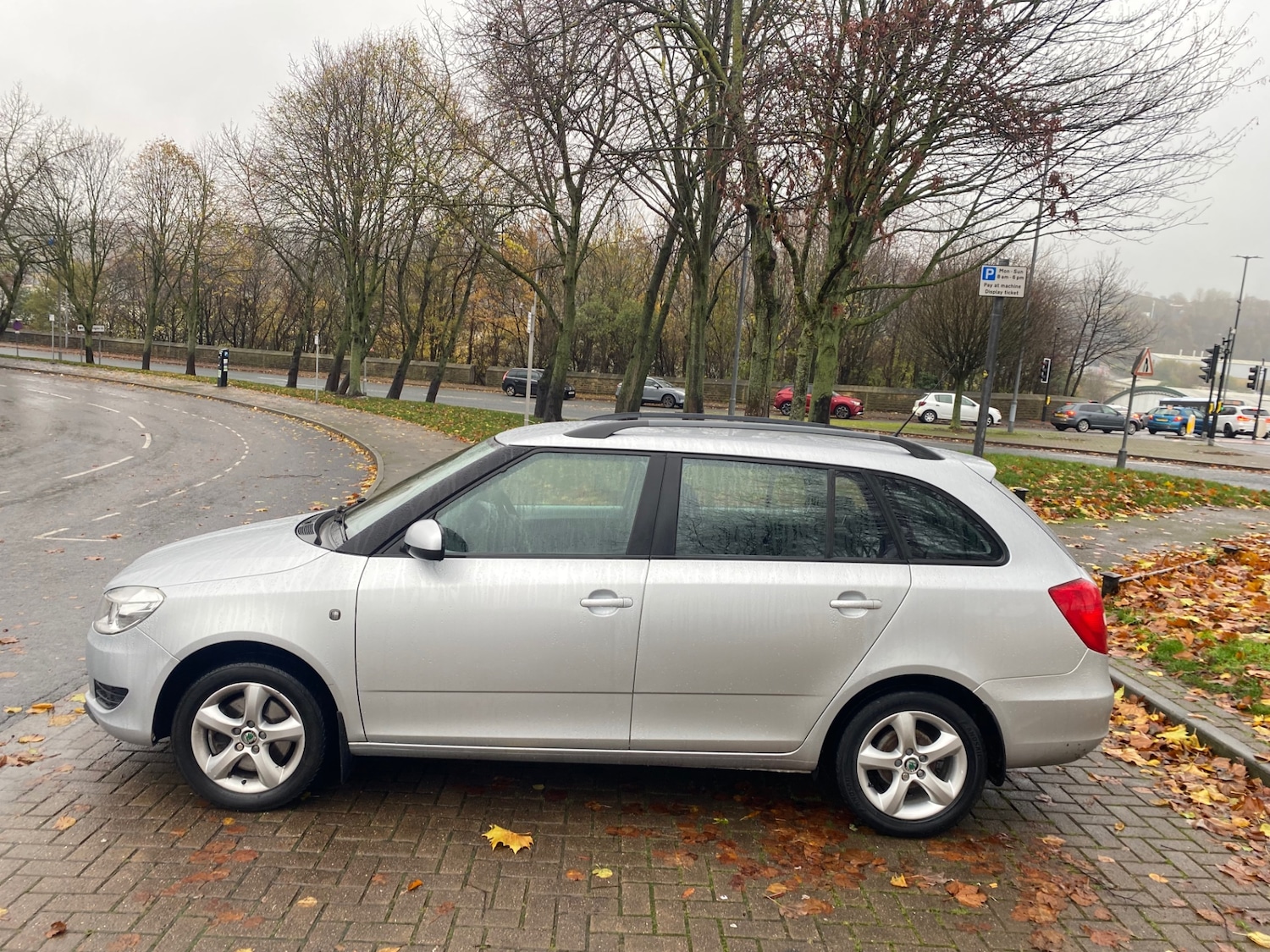 Used Skoda Fabia 2010 for sale - 76618924: Photo 4