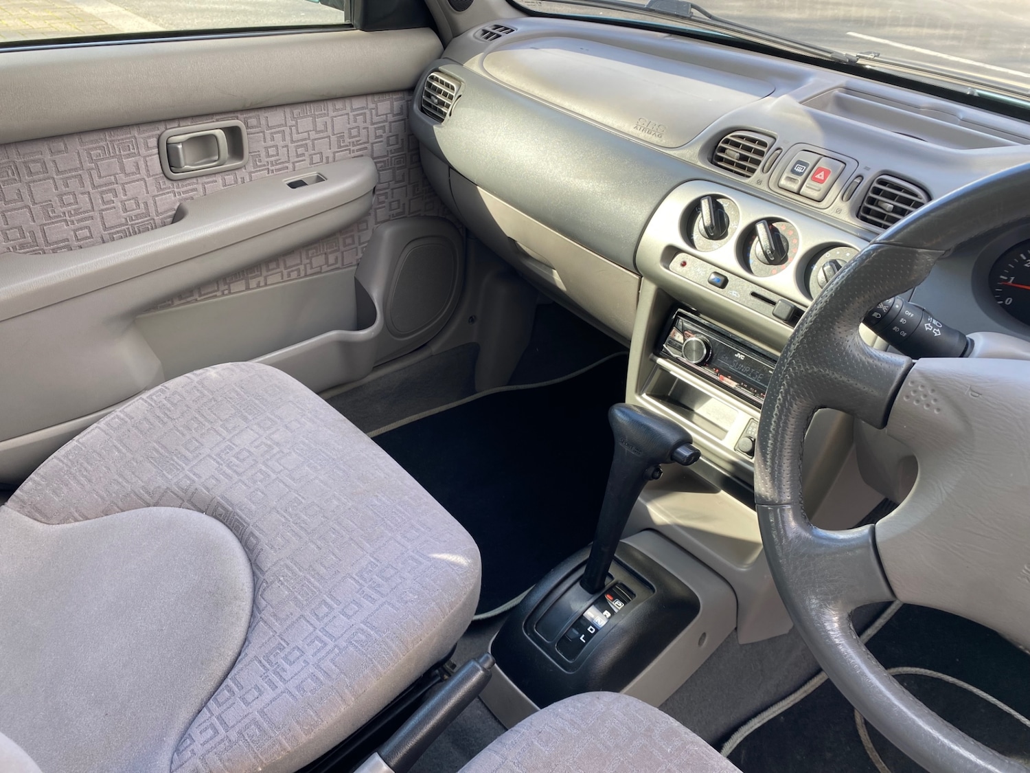 Used Nissan Micra 2002 for sale - 77851832: Photo 10