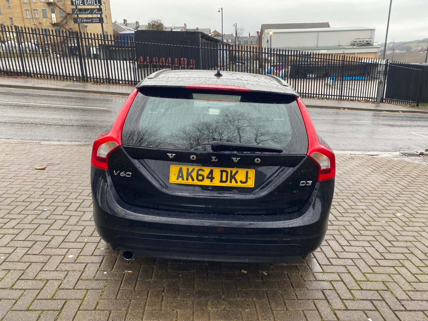 Used Volvo V60 2014 for sale - 77008520: Photo 6