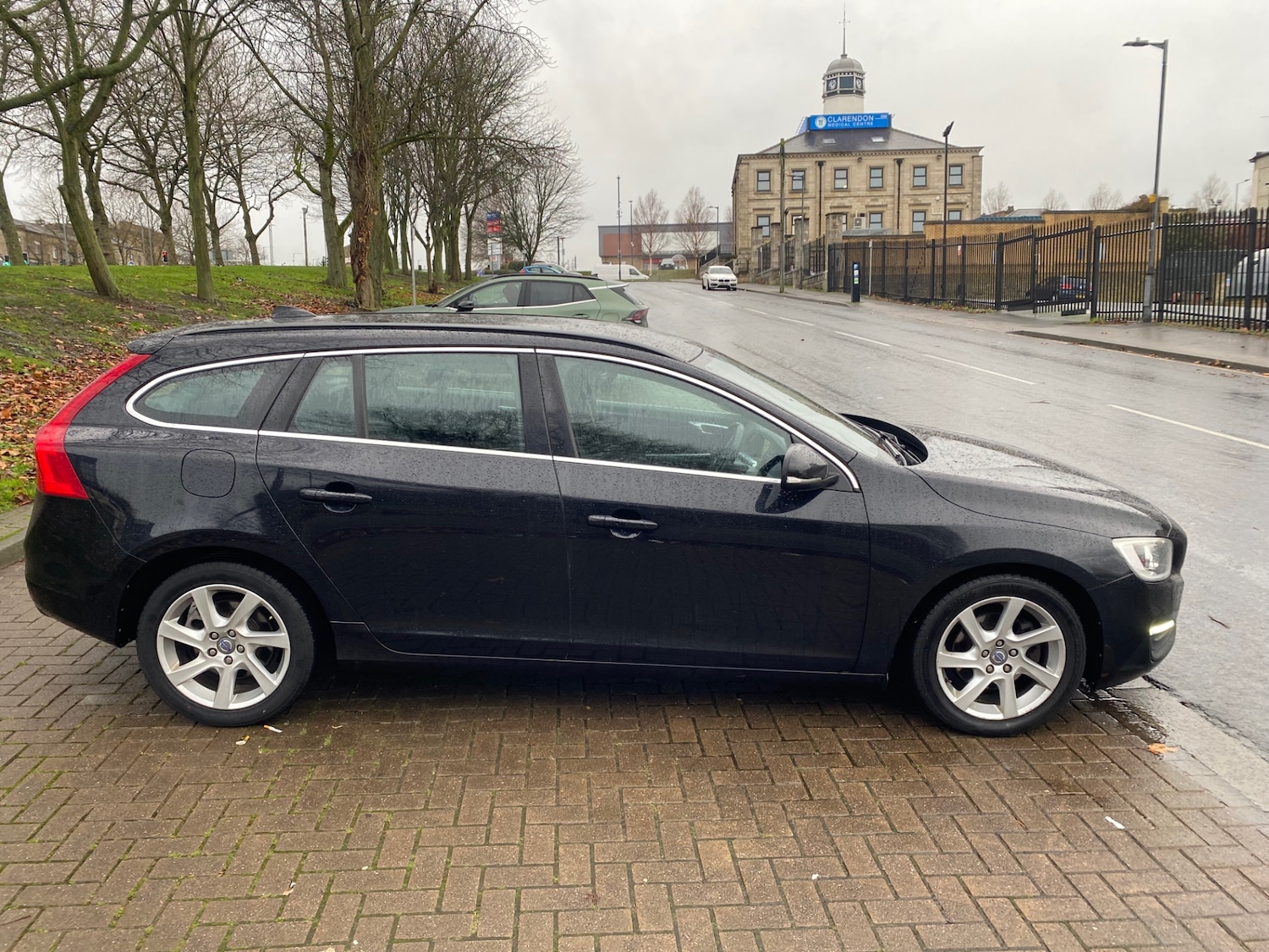 Used Volvo V60 2014 for sale - 77008520: Photo 8