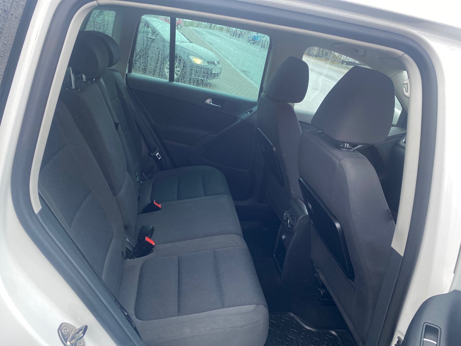 Used Volkswagen Tiguan 2011 for sale - 77251537: Photo 11