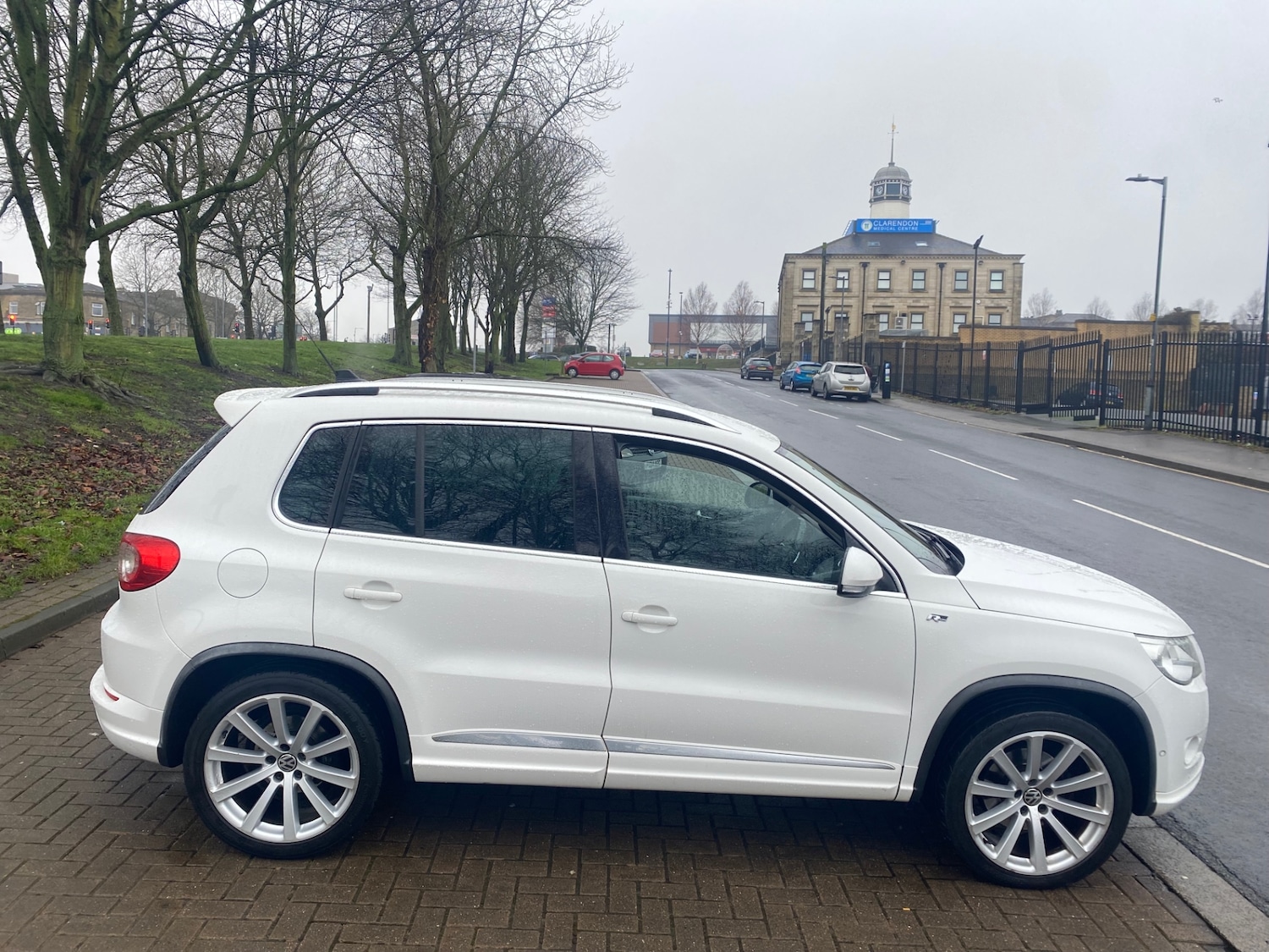 Used Volkswagen Tiguan 2011 for sale - 77251537: Photo 8