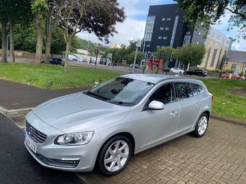 Used Volvo V60 2014 for sale - 78853065: Photo