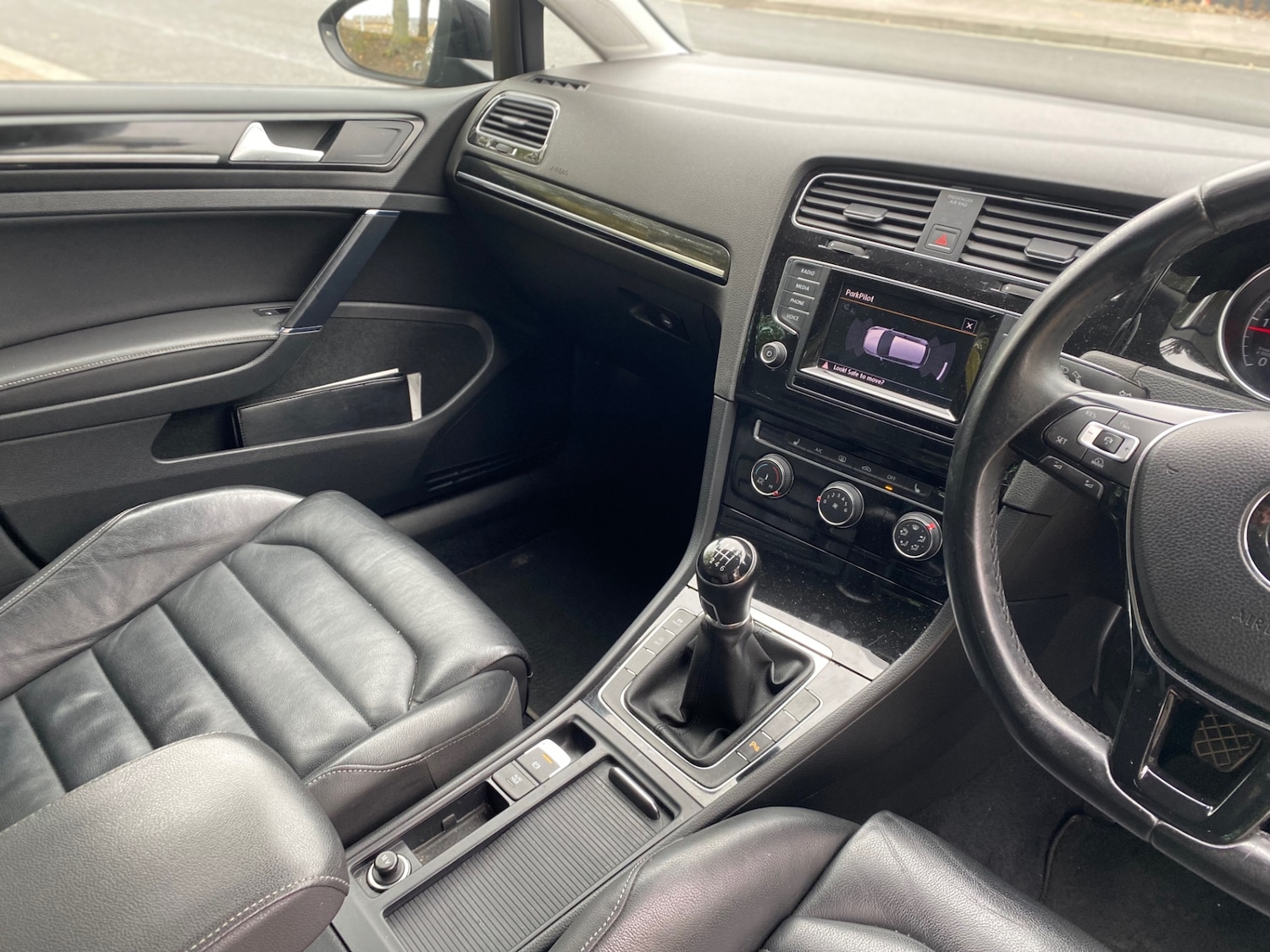 Used Volkswagen Golf 2013 for sale - 76293452: Photo 10