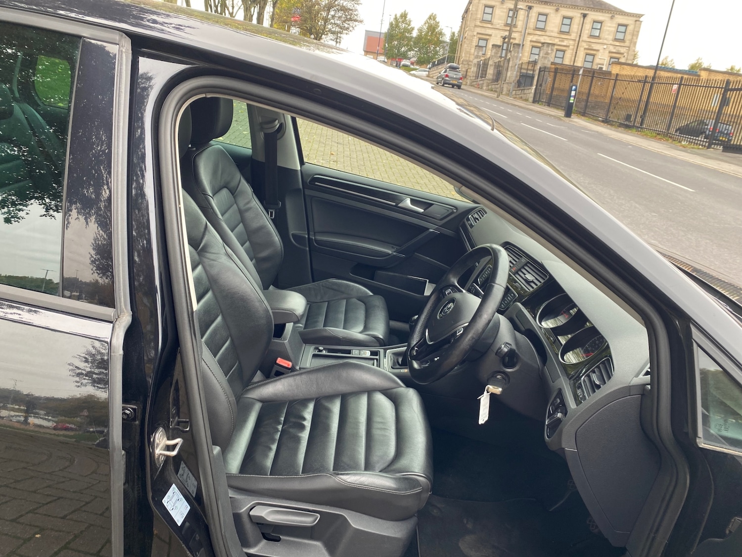 Used Volkswagen Golf 2013 for sale - 76293452: Photo 11