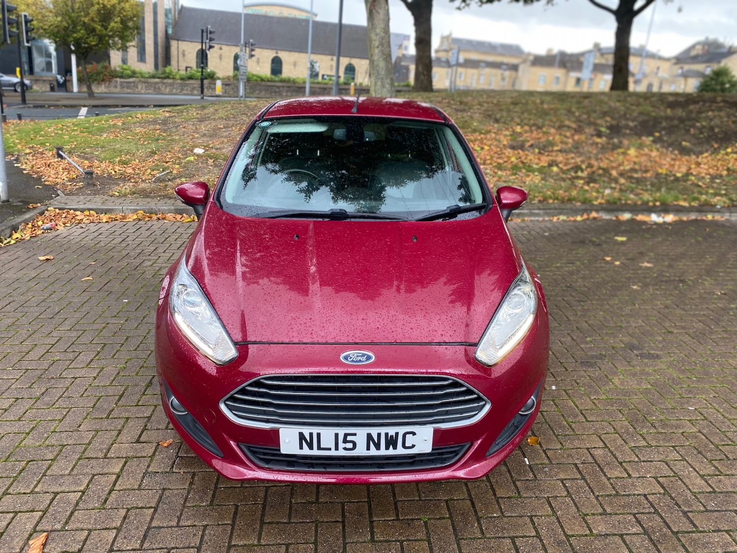 Used Ford Fiesta 2015 for sale - 76011508: Photo 2