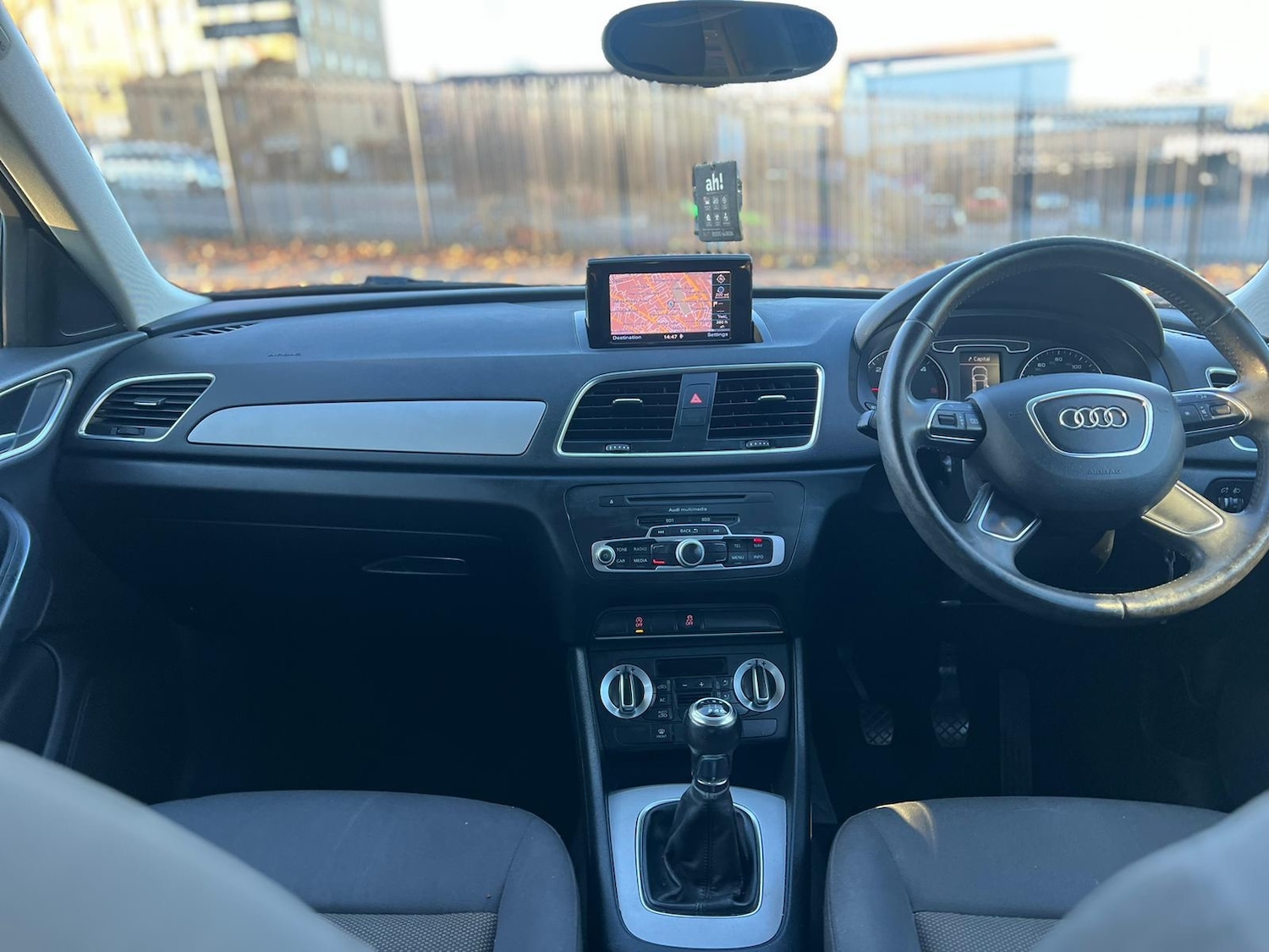 Used Audi Q3 2012 for sale - 76656386: Photo 10