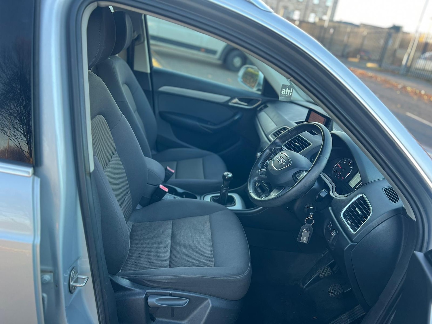 Used Audi Q3 2012 for sale - 76656386: Photo 9