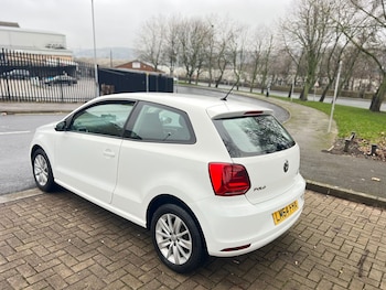 Used Volkswagen Polo 2014 for sale - 77466087: Photo