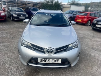 Used Toyota Auris 2015 for sale - 78383059: Photo