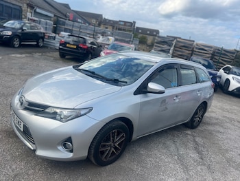 Used Toyota Auris 2015 for sale - 78383059: Photo