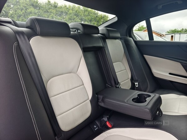 Used Jaguar XE 2018 for sale - 76260782: Photo 22