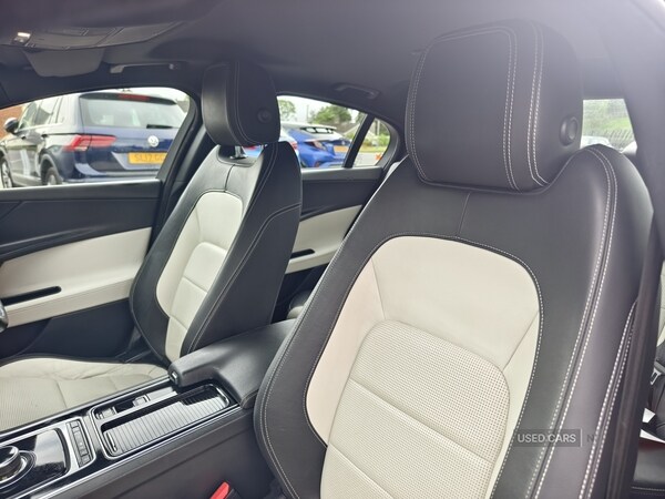 Used Jaguar XE 2018 for sale - 76260782: Photo 30