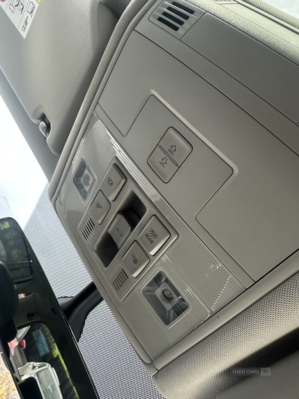 Used Volkswagen Touran 2018 for sale - 76500347: Photo 31