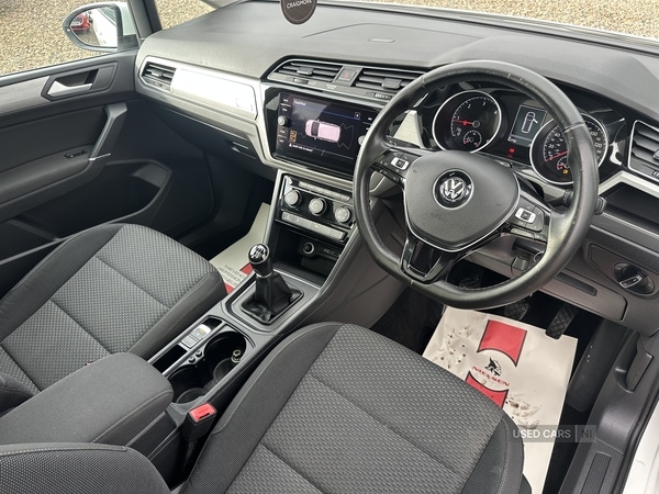 Used Volkswagen Touran 2018 for sale - 76500347: Photo 9