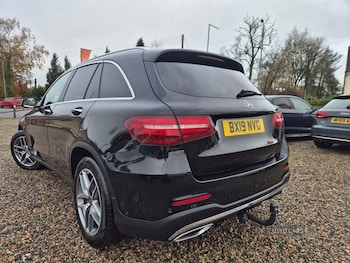 Used Mercedes-Benz GLC 2019 for sale - 77102203: Photo
