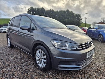 Used Volkswagen Touran 2018 for sale - 78623719: Photo