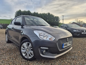 Used Suzuki Swift 2017 for sale - 77268557: Photo