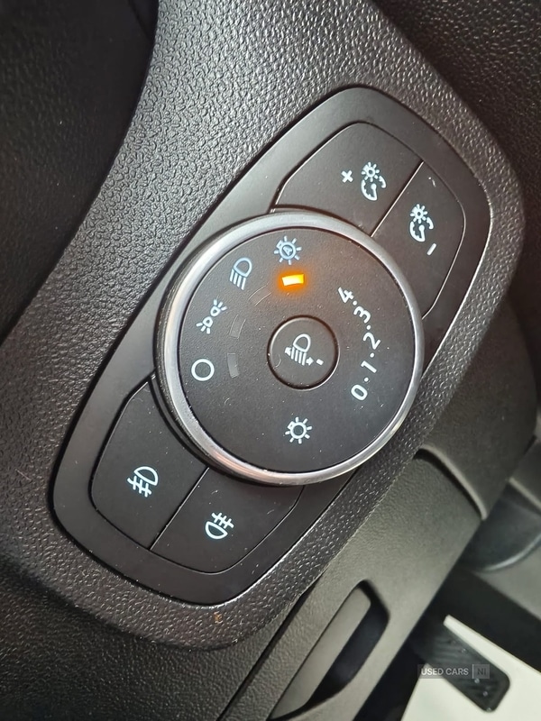 Used Ford Fiesta 2018 for sale - 77092057: Photo 37