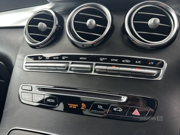 Used Mercedes-Benz GLC 2019 for sale - 75992075: Photo 17