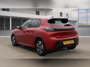 Used Peugeot 208 2023 for sale - 76228332: Photo 3