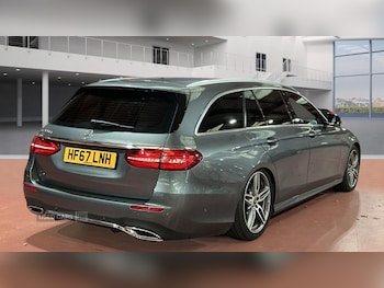 Used Mercedes-Benz E-Class 2017 for sale - 76228327: Photo 4