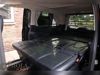 Used Mercedes-Benz V-Class 2020 for sale - 75978681: Photo
