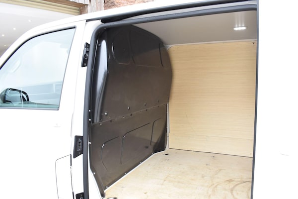 Used Volkswagen Transporter 2023 for sale - 76282734: Photo 14