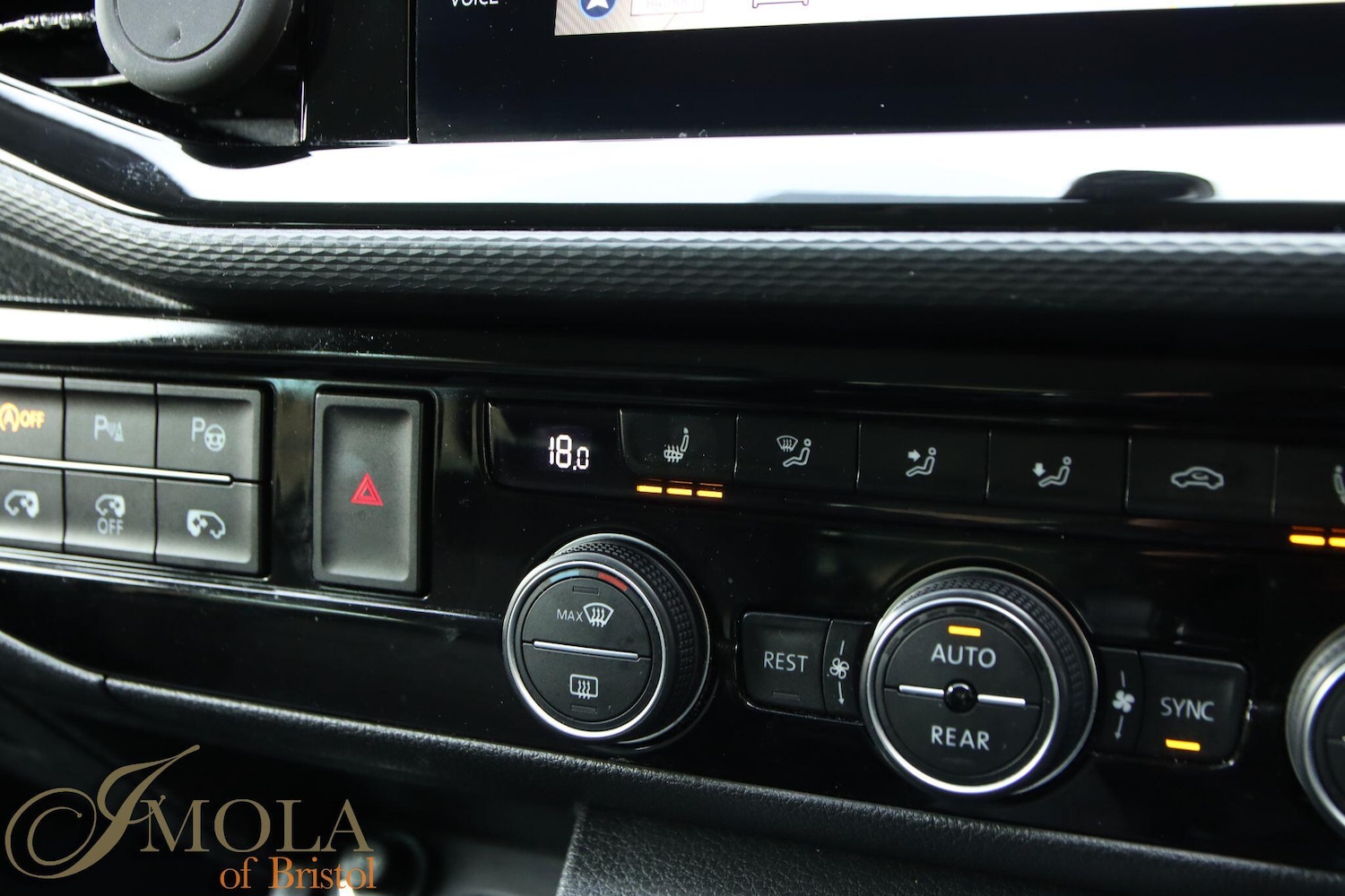Used Volkswagen Caravelle 2022 for sale - 75884452: Photo 24