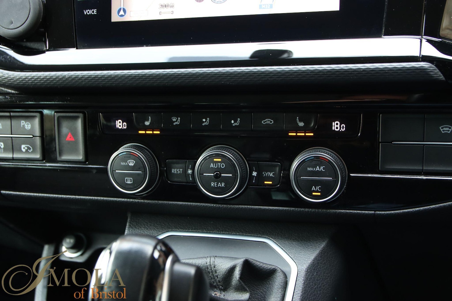 Used Volkswagen Caravelle 2022 for sale - 75884452: Photo 25