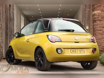 Used Vauxhall ADAM 2017 for sale - 76151746: Photo 2