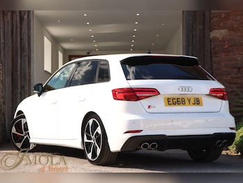 Used Audi S3 2019 for sale - 76071530: Photo