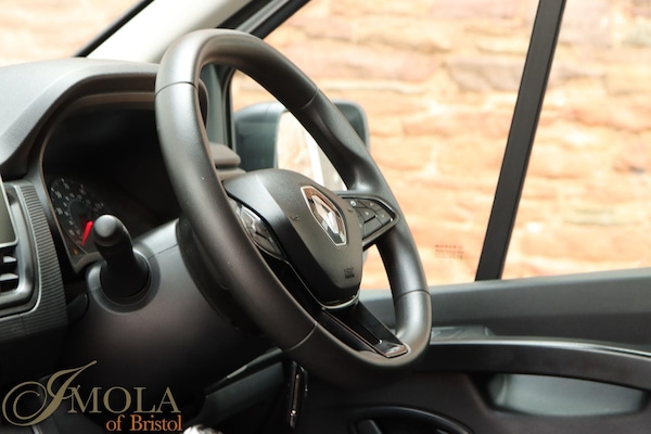 Used Renault Trafic 2023 for sale - 75884674: Photo 40
