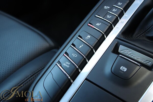 Used Porsche Macan 2020 for sale - 76158580: Photo 27