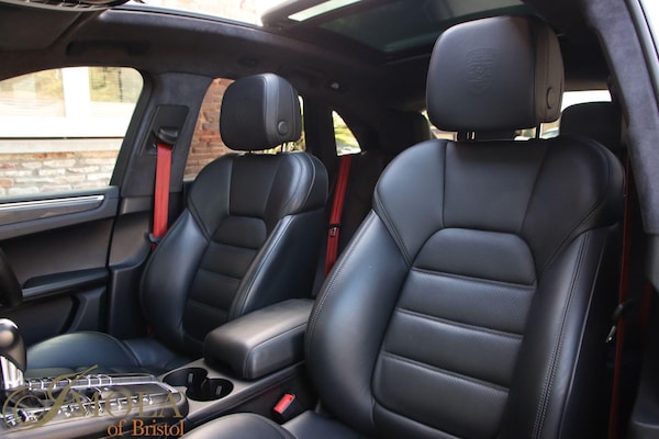 Used Porsche Macan 2020 for sale - 76158580: Photo 35