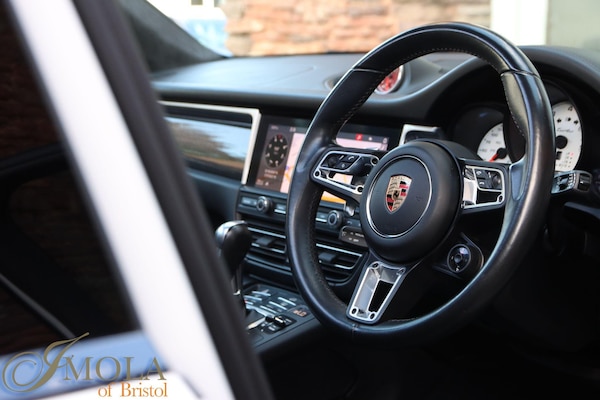 Used Porsche Macan 2020 for sale - 76158580: Photo 49