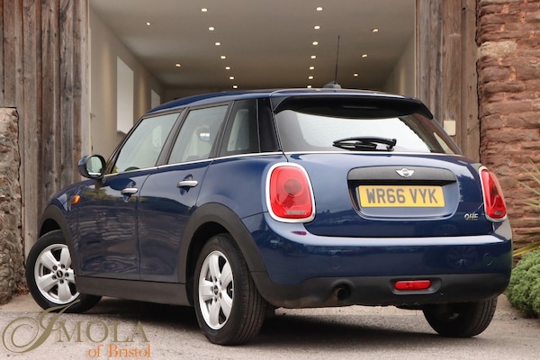 Used MINI Hatch 2016 for sale - 76284317: Photo 2