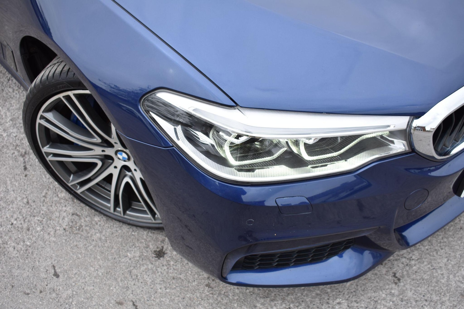 Used BMW 5 Series 2018 for sale - 76336108: Photo 3