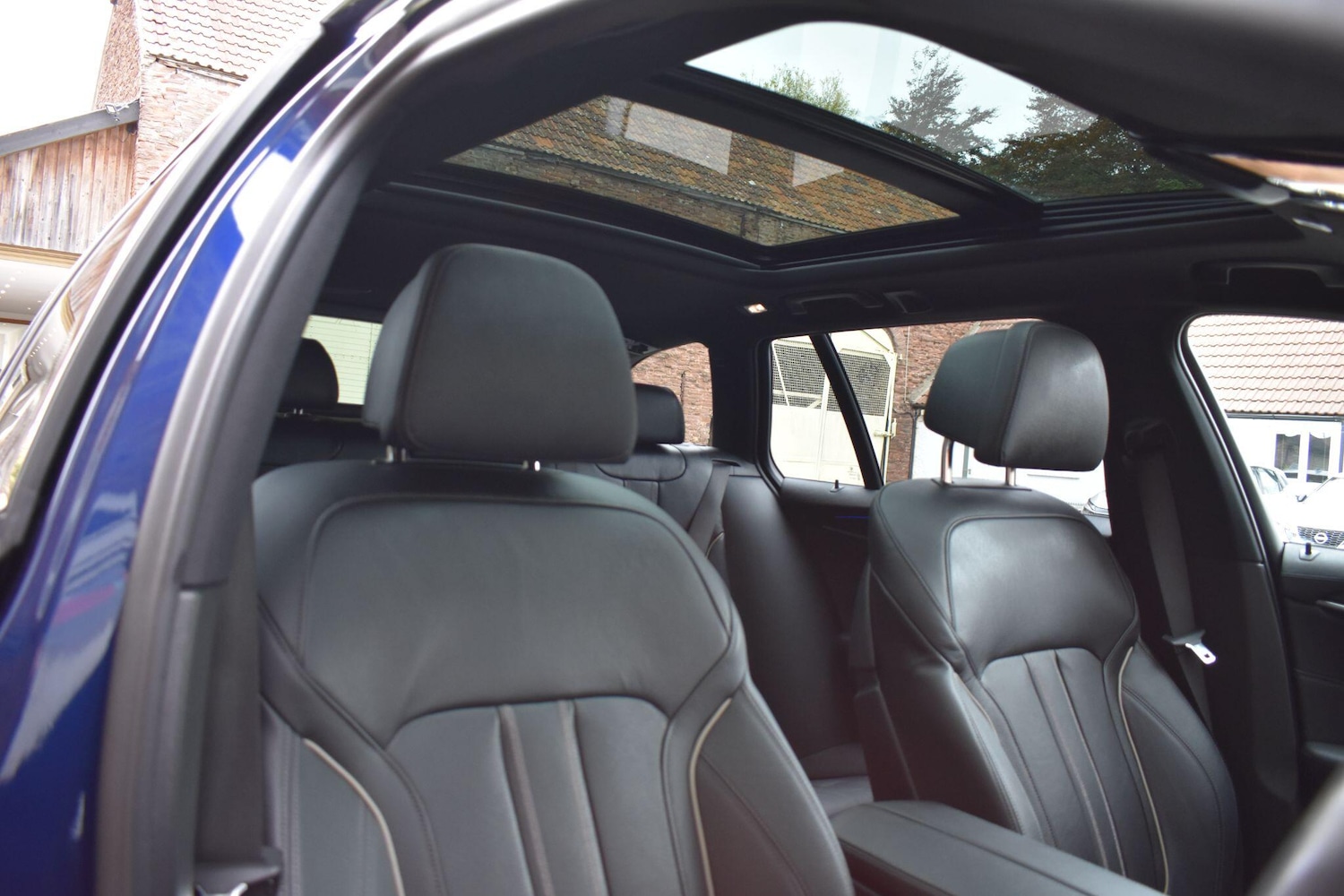 Used BMW 5 Series 2018 for sale - 76336108: Photo 47