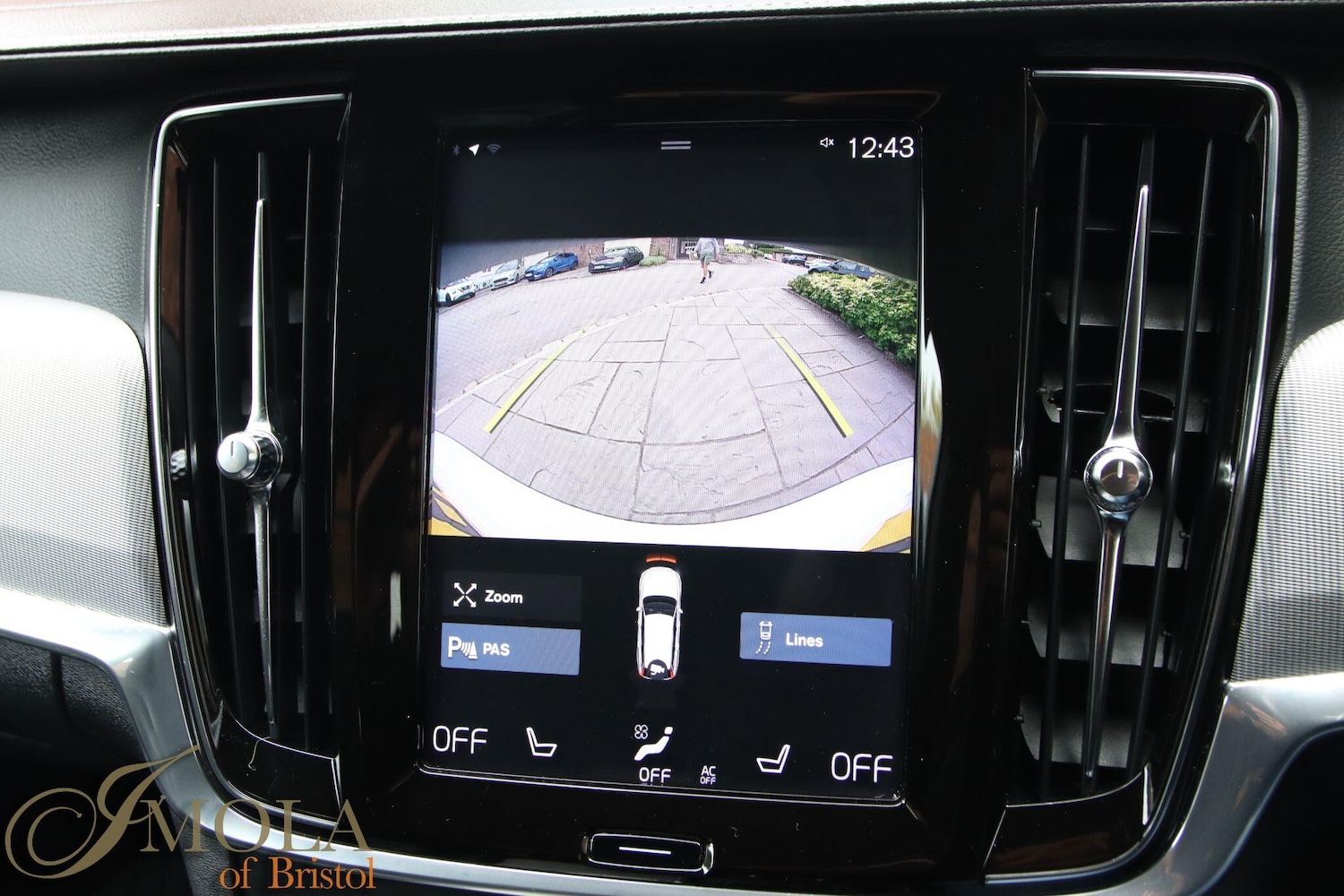 Used Volvo V90 2018 for sale - 76059223: Photo 3