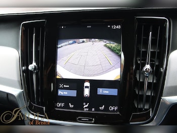 Used Volvo V90 2018 for sale - 76059223: Photo 3