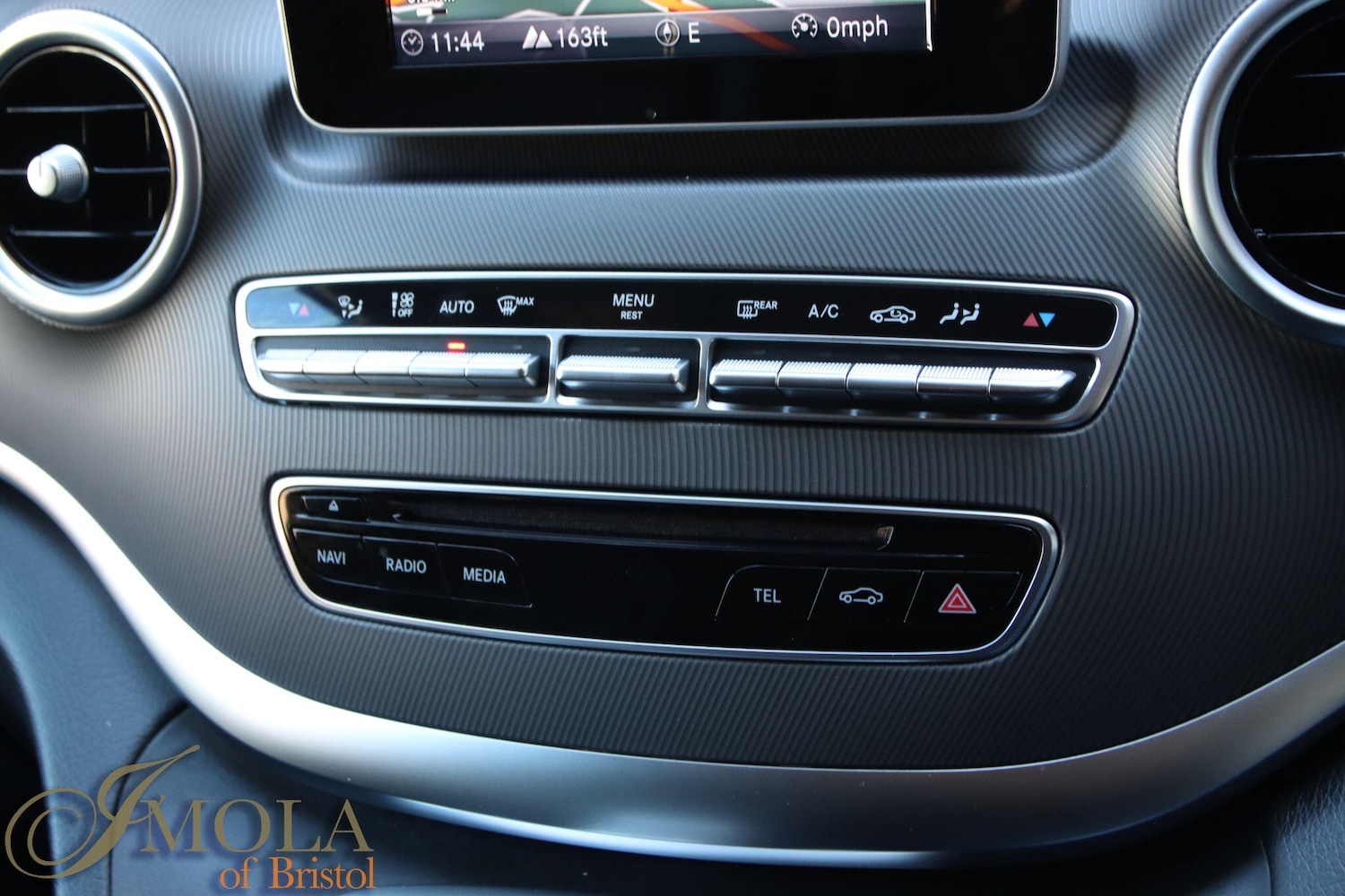Used Mercedes-Benz V-Class 2019 for sale - 76059379: Photo 29
