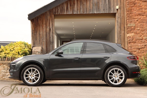 Used Porsche Macan 2017 for sale - 76215308: Photo 15