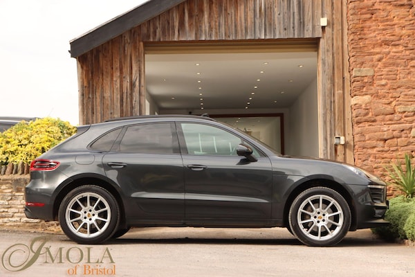 Used Porsche Macan 2017 for sale - 76215308: Photo 17