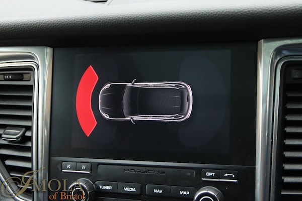 Used Porsche Macan 2017 for sale - 76215308: Photo 23