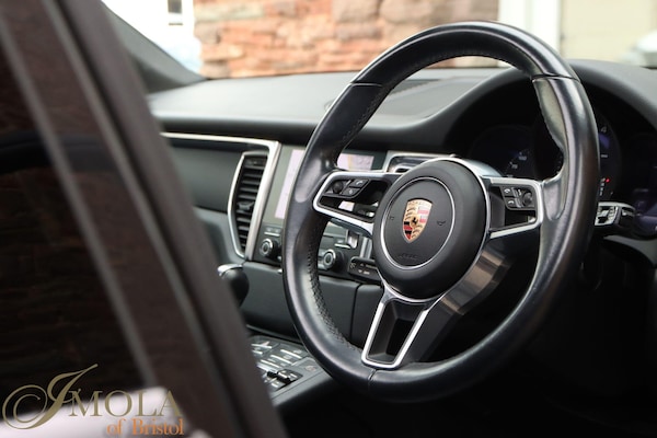 Used Porsche Macan 2017 for sale - 76215308: Photo 46